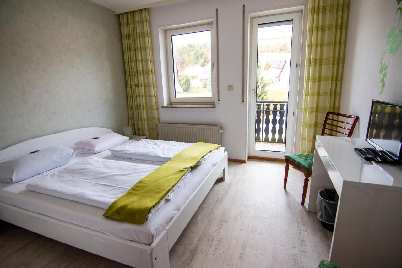 Landgasthof Hotel Will Neuenstein  Esterno foto